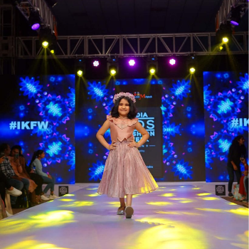 Discover Top-Quality Kids' Fashion at Chanda Mama Cloth Store