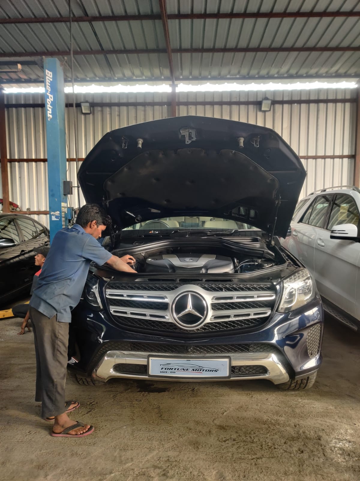 Transform Your Luxury Car Experience with Fortune Motors' Premier Services