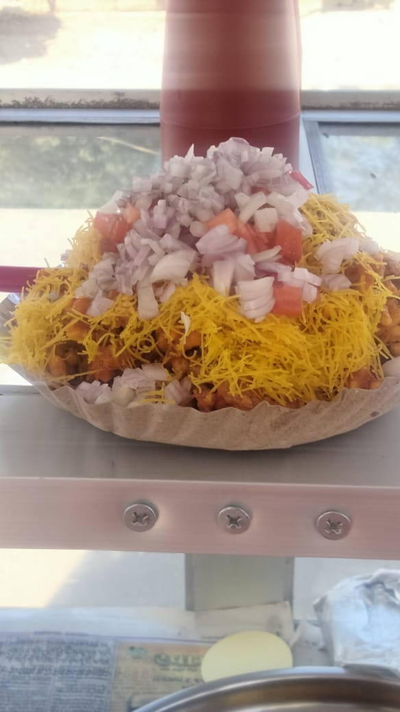 Transform Your Snack Time with Classic Bhel: A Flavorful Journey of Joy and Convenience