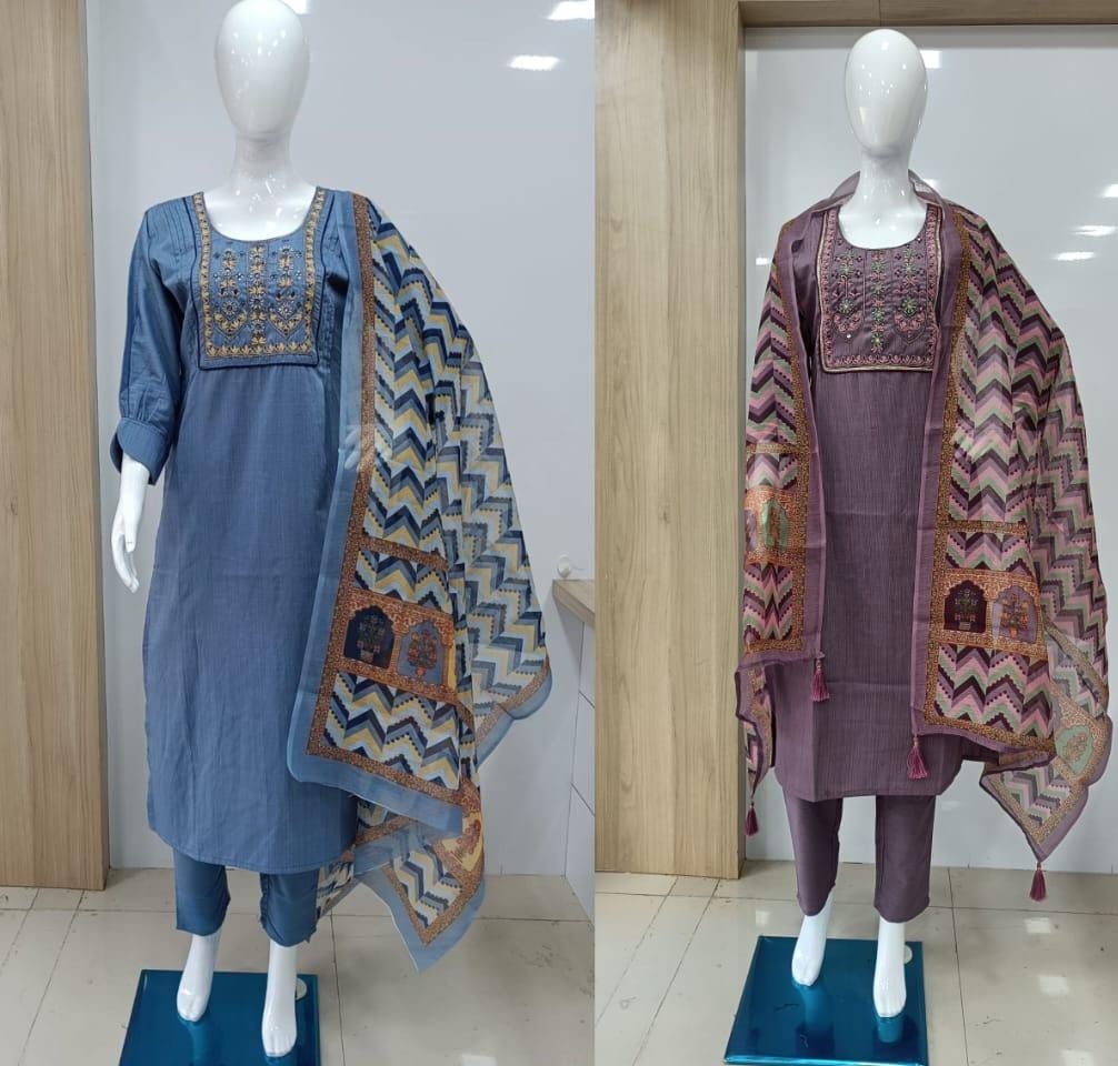 Kurta with Trouser Pants: The Ultimate Blend of Comfort and Style for the Modern Indian Woman