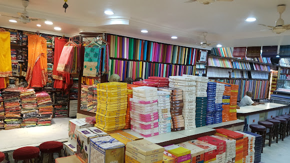 Transform Your Wardrobe with Amber Cloth House's Premium Shirting and Suiting Sets