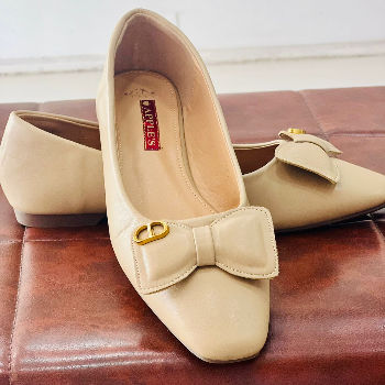 Elevate Your Style with Off-White Bally: A Perfect Blend of Comfort and Elegance