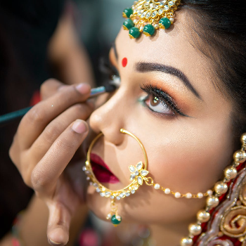 Transform Your Wedding Day: The Secret to Flawless Bridal Makeup