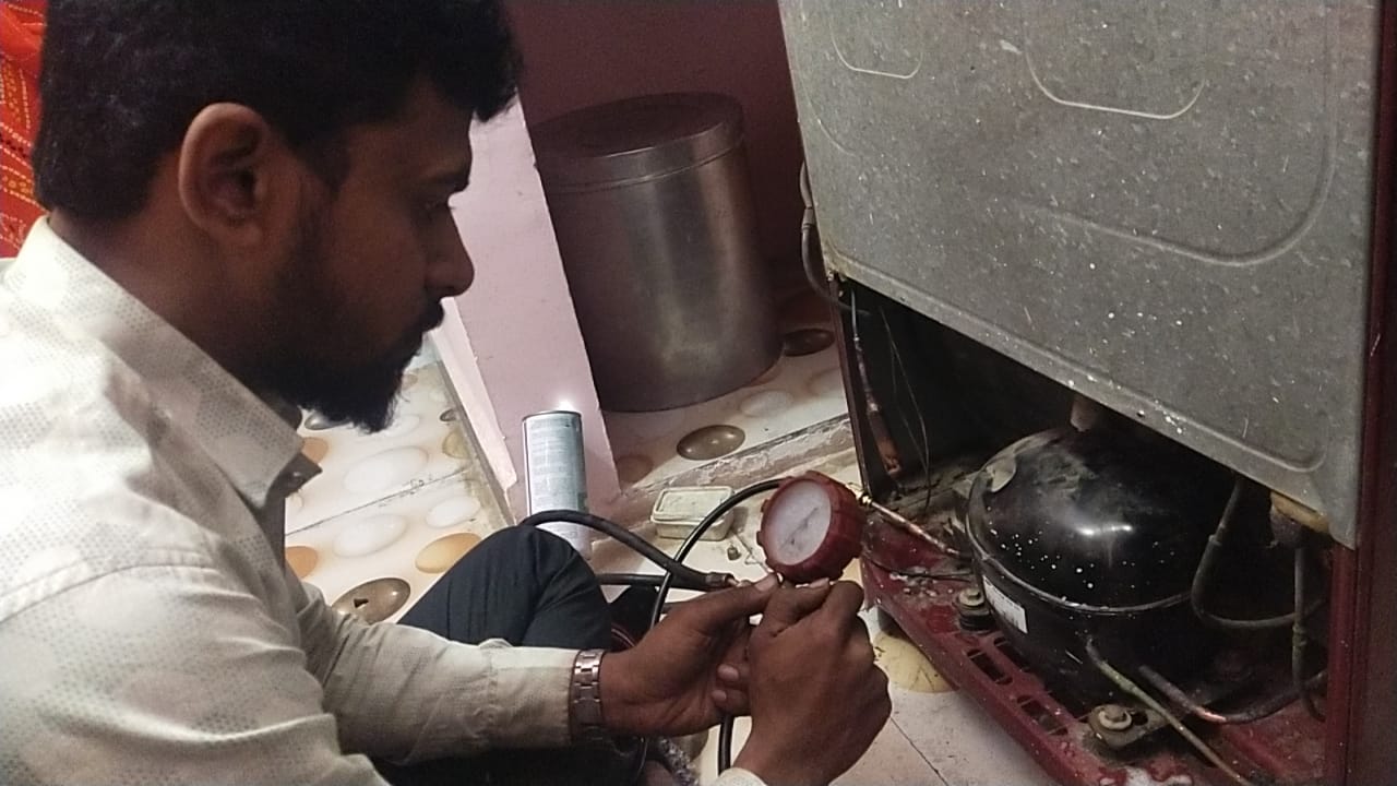 How Vishal Saved His Business with Fridge Gas Refill and Repair Services
