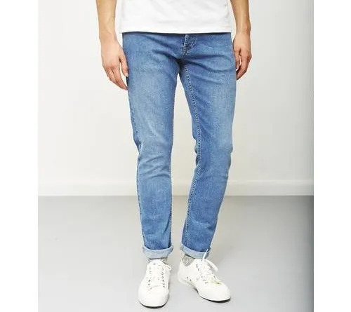 Transform Your Look with Our Perfect-Fit Denim Jeans: A Modern Solution for Style and Comfort