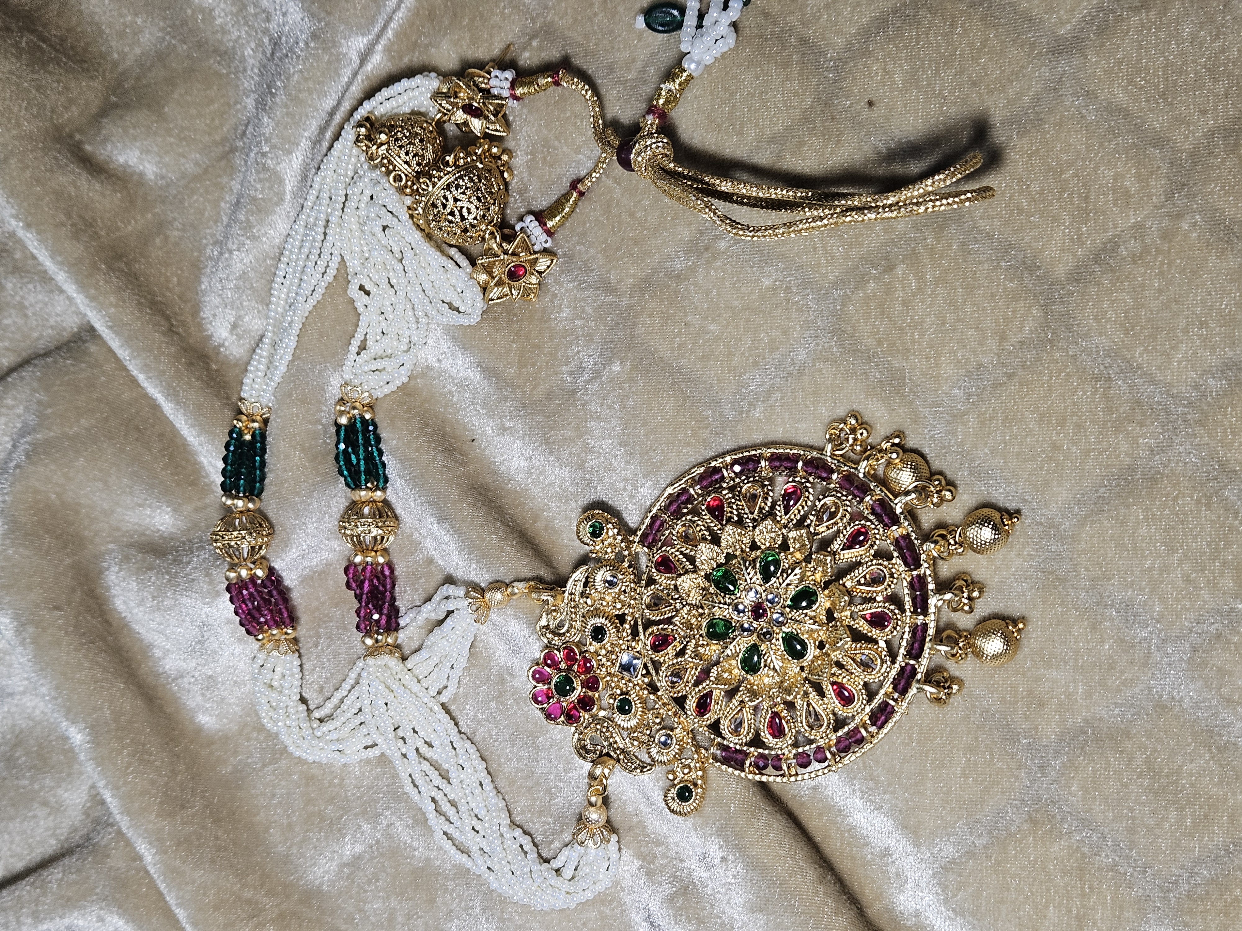 Elevate Your Elegance: The Perfect Earrings for Every Occasion