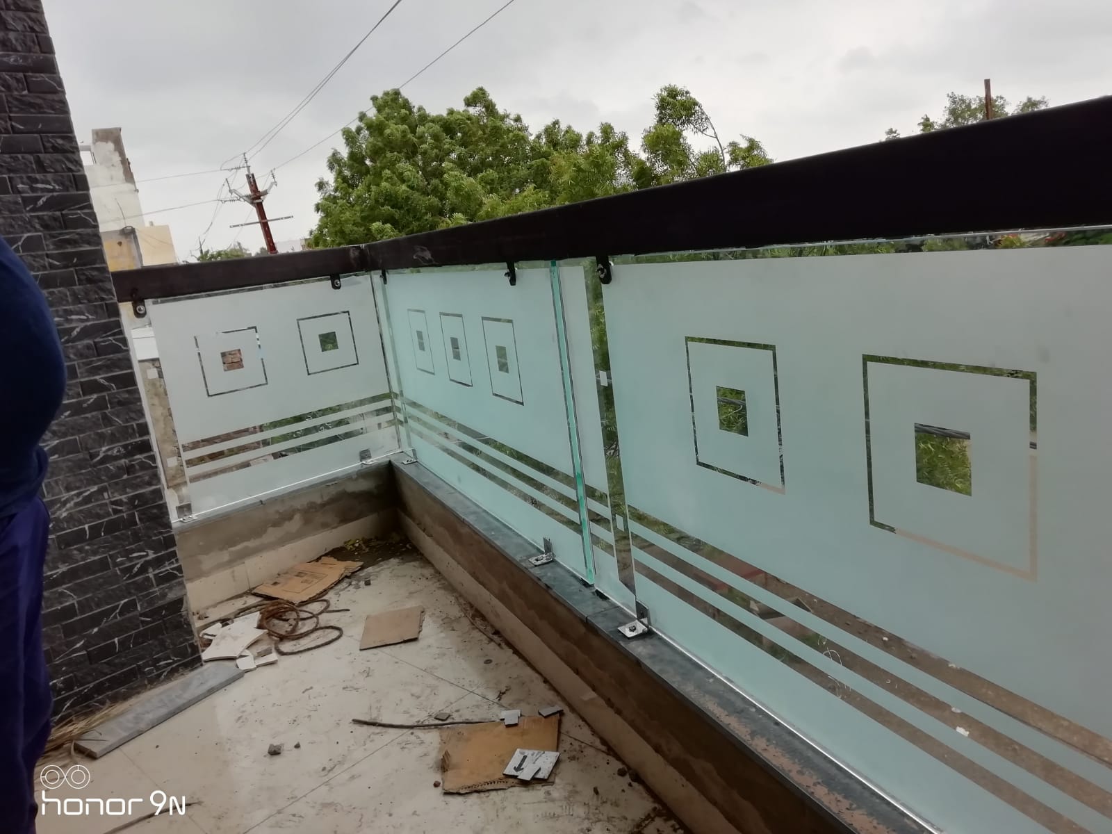 Transform Your Space with Expert Glass Installation Services from Shri Ganesh Aluminum & Glass