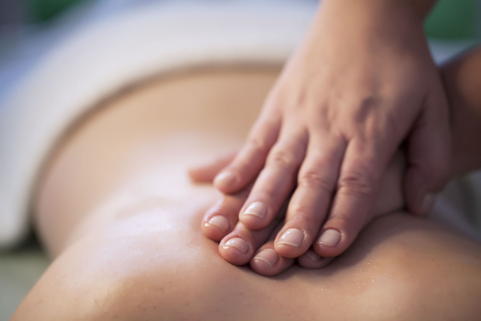 Rejuvenate Your Inner Self with Medicinal Full Body Massage at RJS Medical Spa | Pihu lodhi