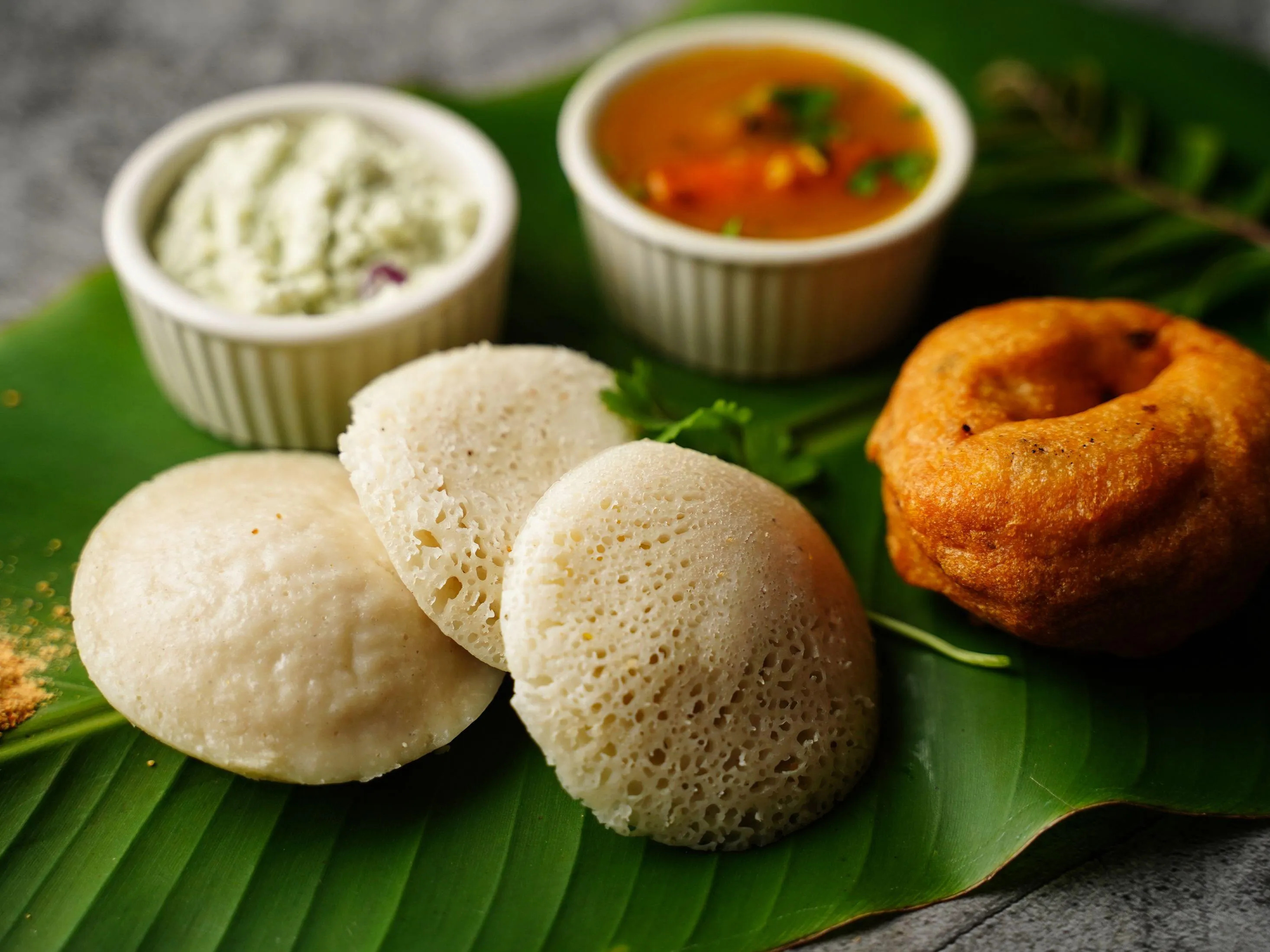 Discover the Perfect Breakfast: How Idli-Sambhar Solves Your Morning Woes