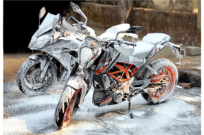 Transform Your Ride: The Ultimate 2-Wheeler Wash Experience