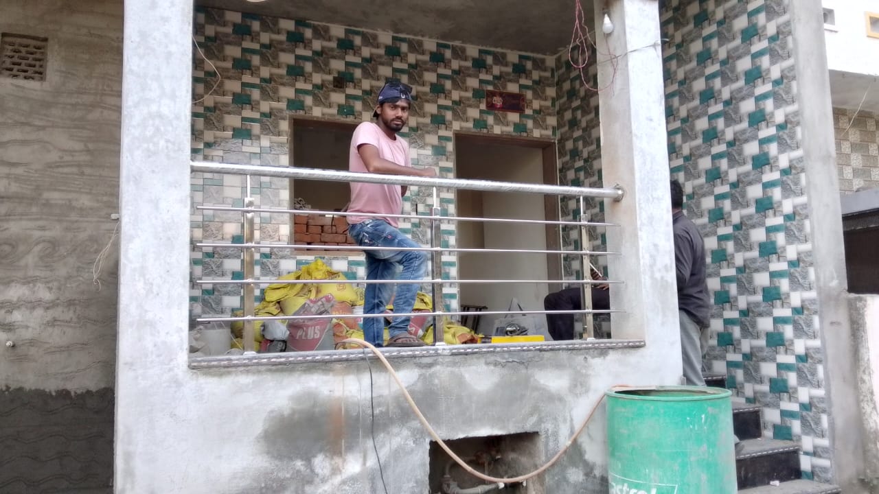 Transform Your Workspace: The Perfect Steel Workstation for Indian Professionals