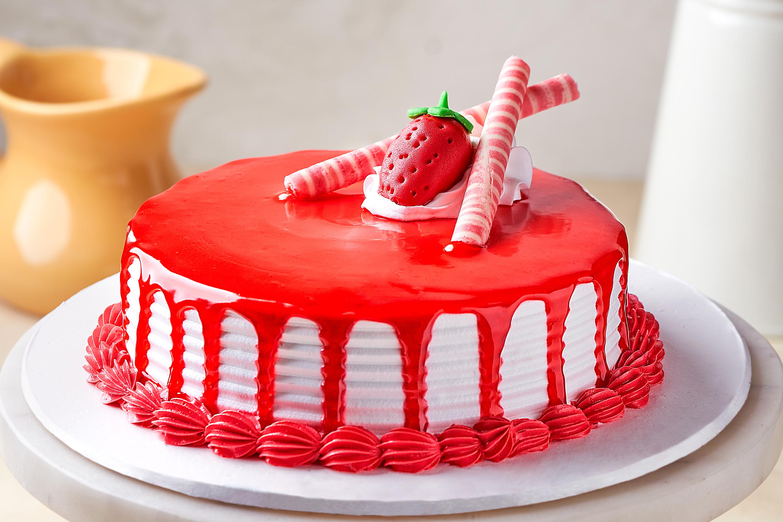 Sweet Solutions: How Strawberry Cake Brings Joy to Every Indian Celebration