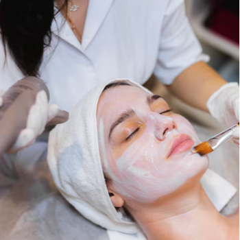 Magic Touch Beauty Parlour Your Premier Destination for Beauty and Wellness in Kothrud, Pune | Magic Touch Beauty Parlour