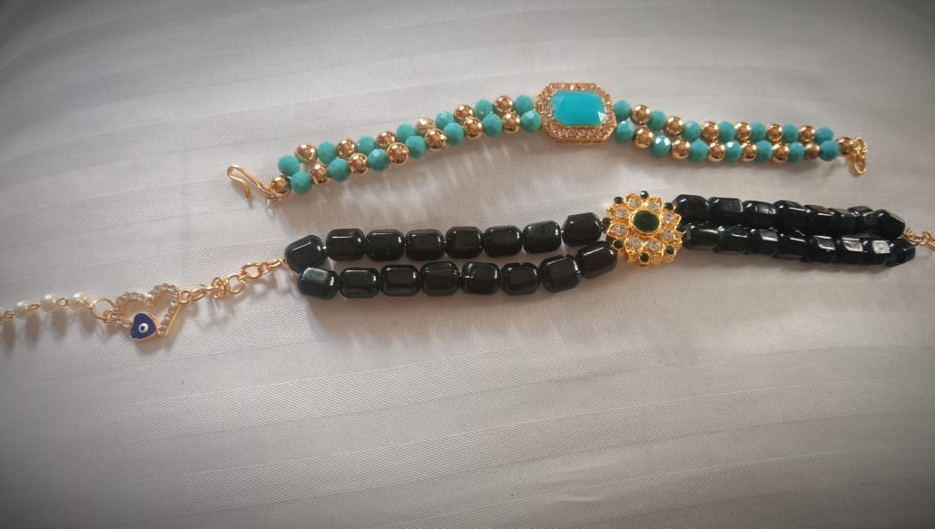 Discover the Art of Jewelry Making: Empower Your Creativity with Artzooe Classes