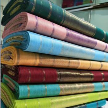 Transforming Lives with Hansa Handloom: The Tale of Traditional Textile Traders