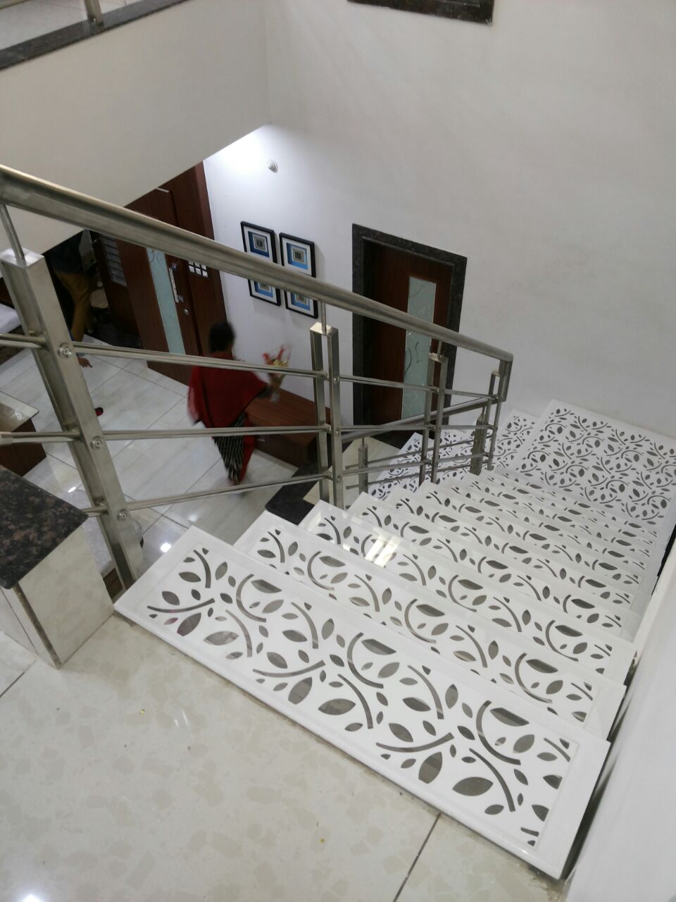 Elevate Your Home with Acrylic Stairs: A Modern Solution for Indian Homes