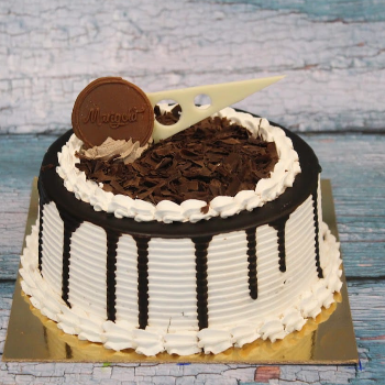 A Sweet Solution to the Chaos of Last-Minute Celebrations