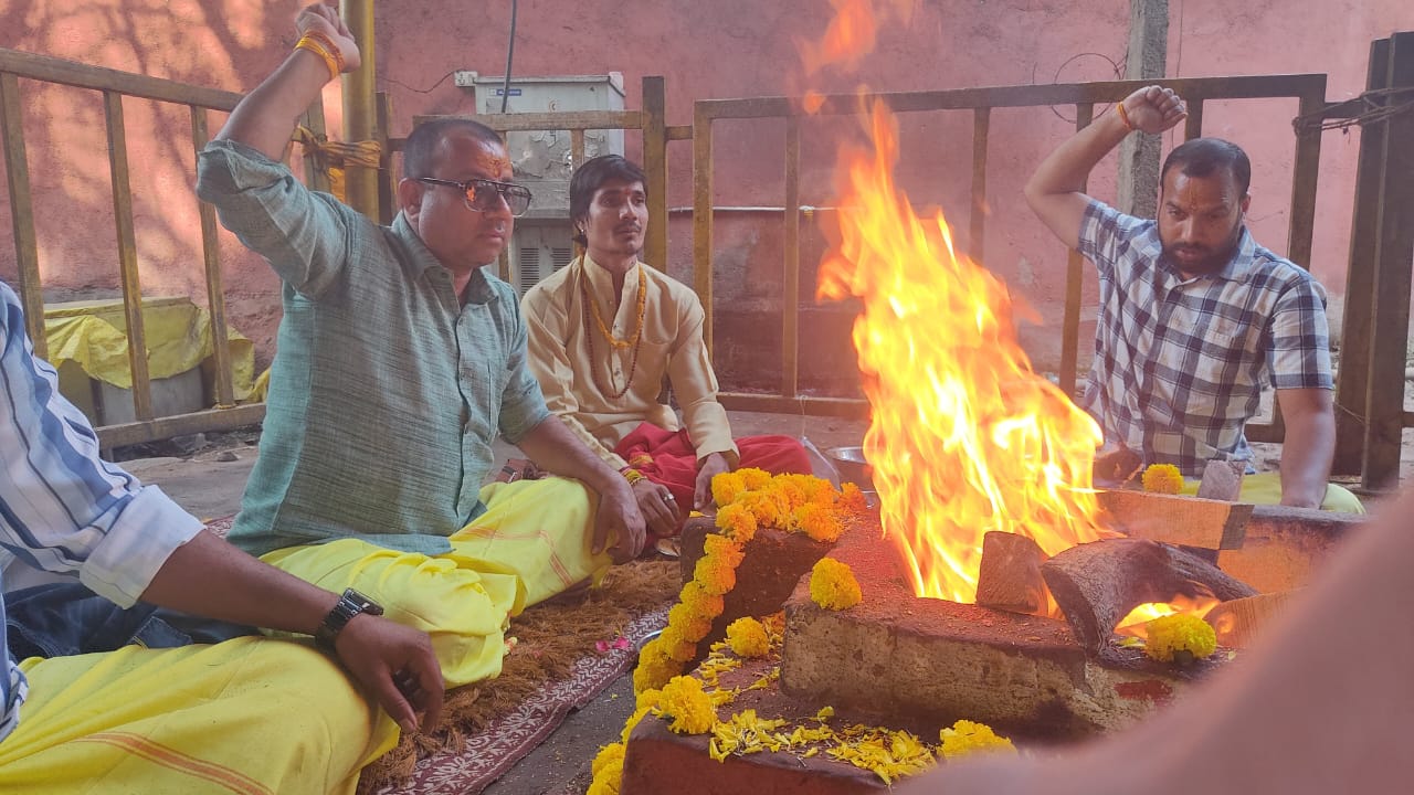 Embracing Tranquility: How Hawan Pujan and Anushtha Transform Lives