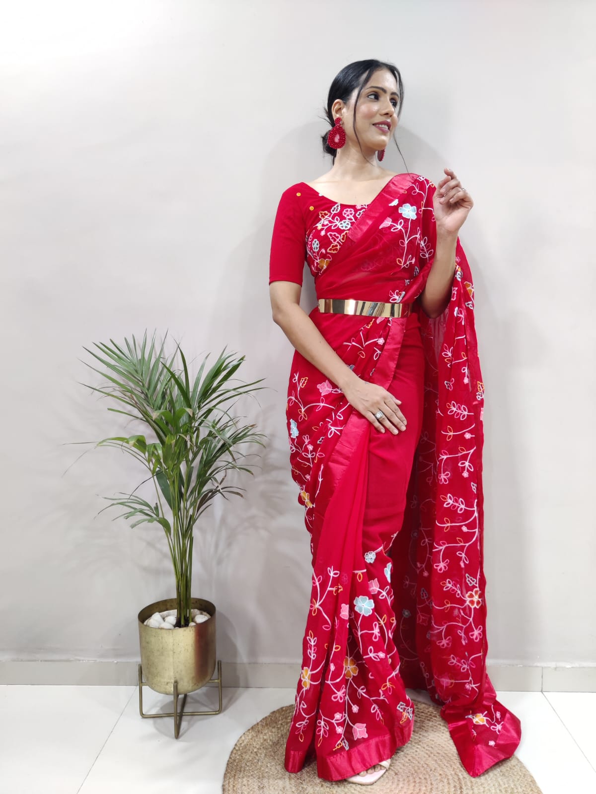 Effortlessly Elegant: How Ready-to-Wear Sarees Empower Modern Indian Women