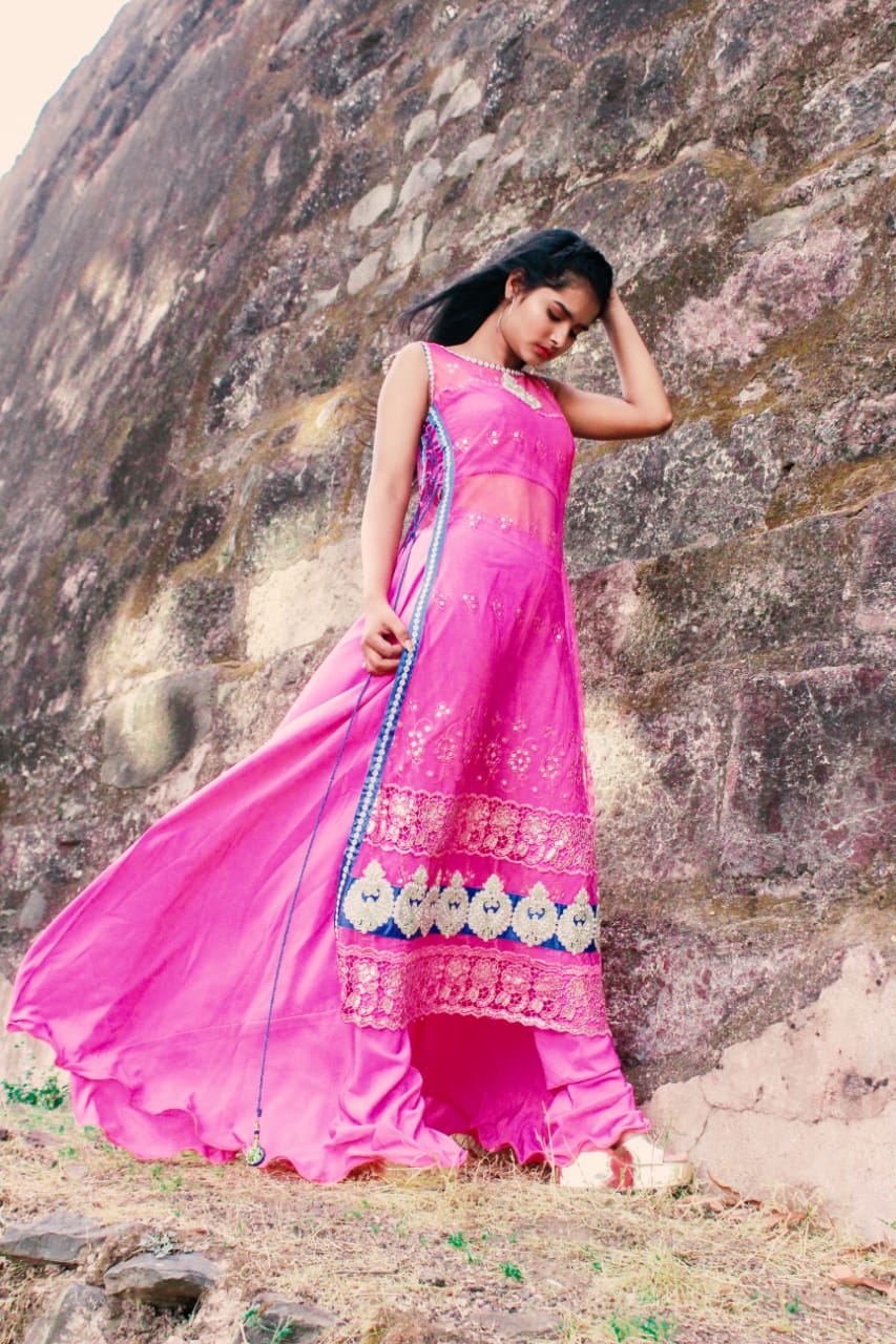 Transform Your Wardrobe with the Perfect Women's Kurta and Long Skirt Set