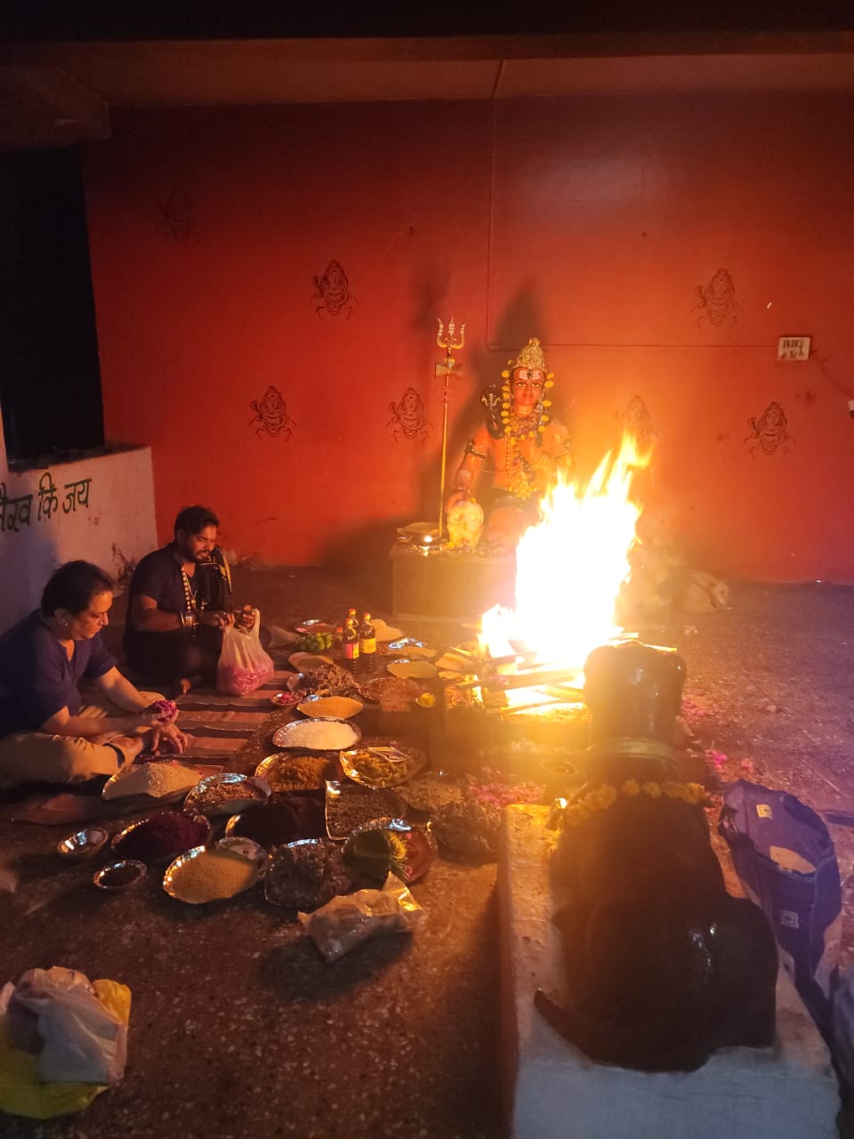 Embrace Peace and Prosperity with Personalized Yajnas and Pujas