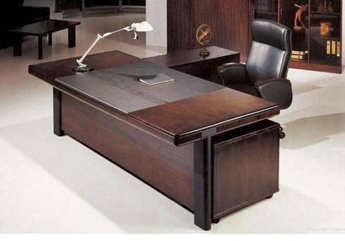 Transform Your Workspace: The Essential Office Table for Indian Entrepreneurs