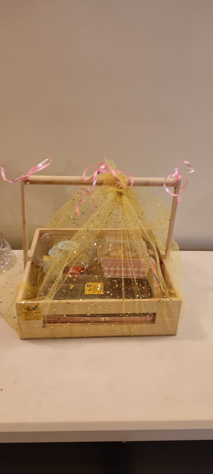 The Perfect Gift: How Geet Bakers' Hampers Solve Your Gifting Dilemmas