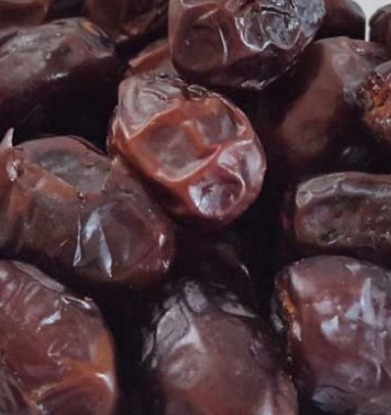 The Desert Crown: A Regal Solution for Your Dry Skin Woes