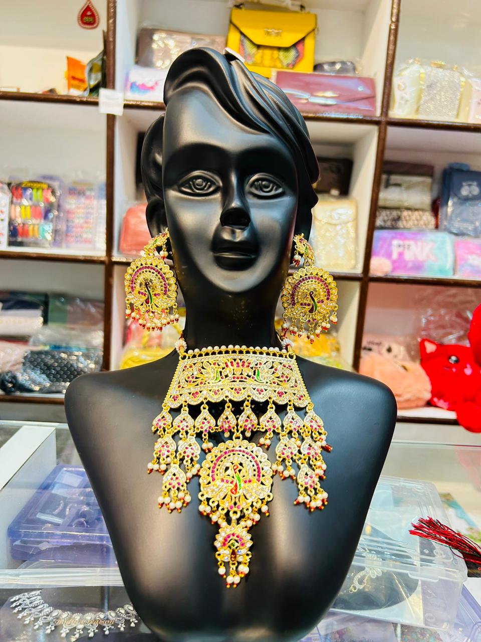 Unveiling the Beauty Within: How a Full Necklace Became Meera’s Confidence Booster