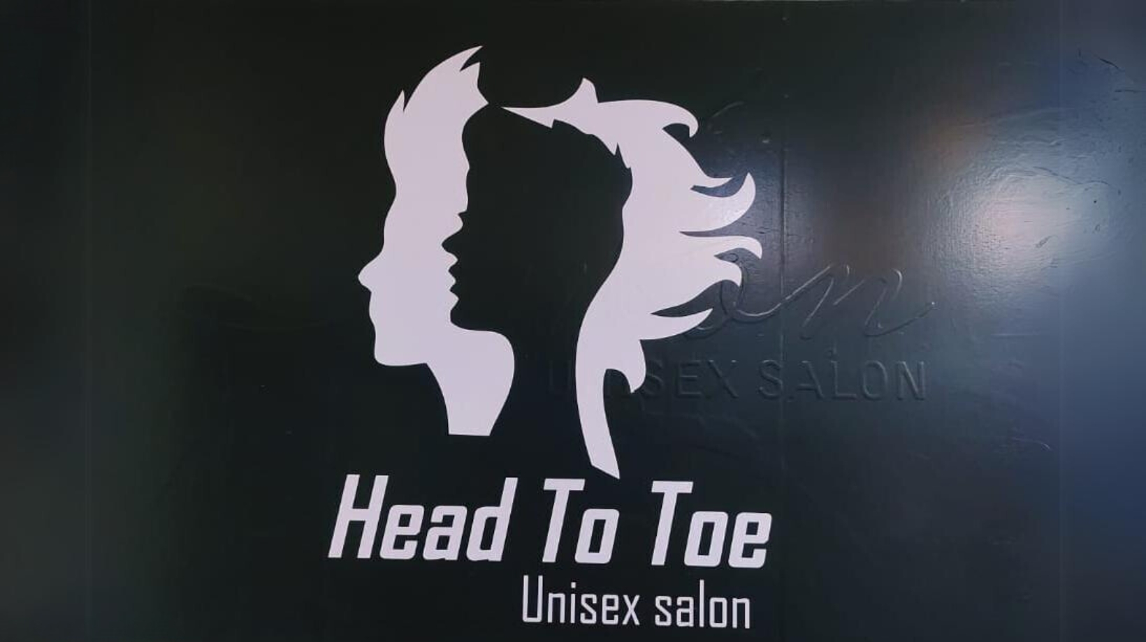Banner Head To Toe Unisex Salon