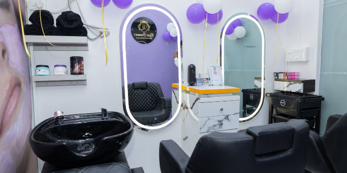 Banner Rani Bhorde Hair Skin Makeup