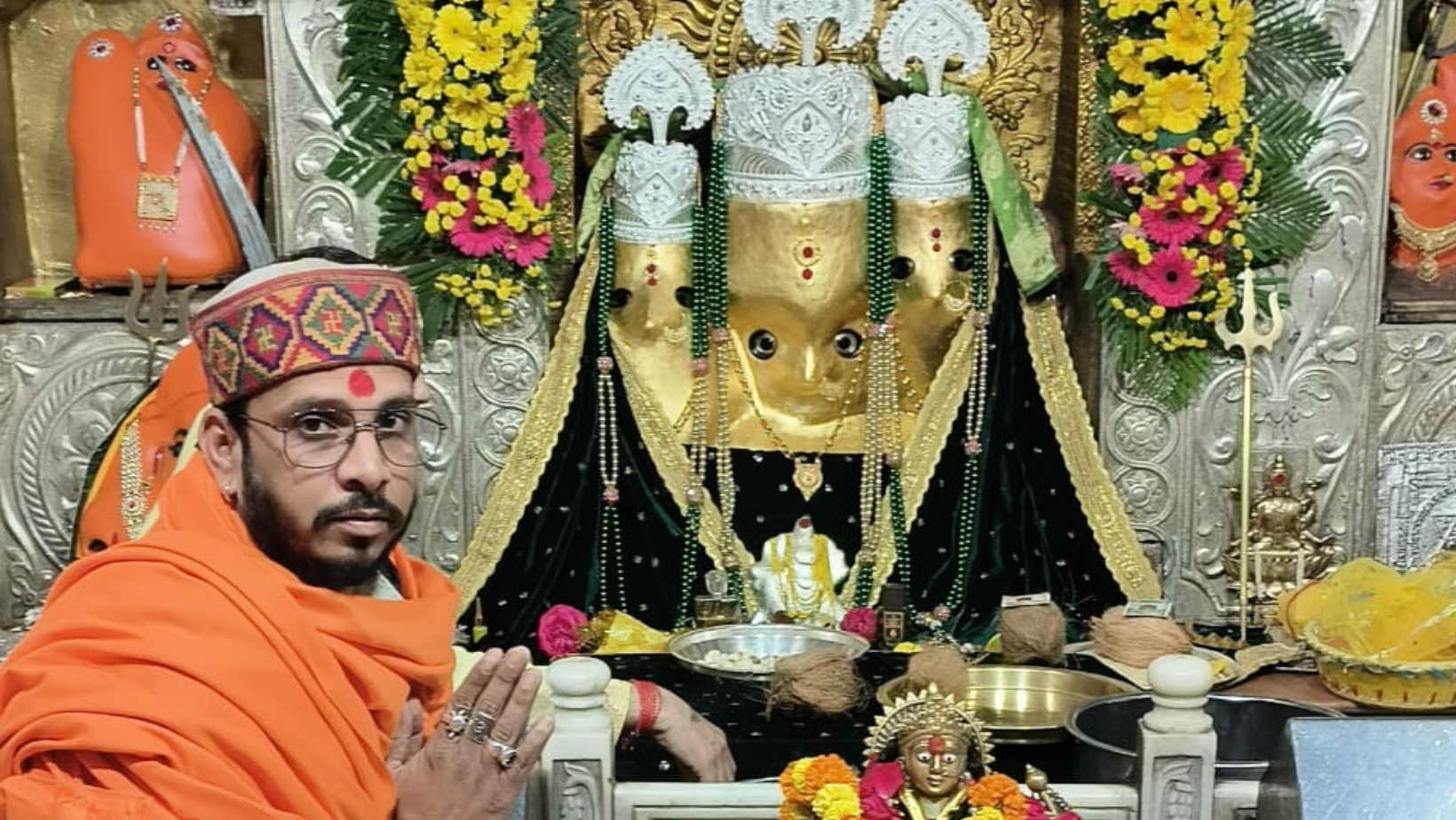 Banner Pandit Rajendra Raj Guru