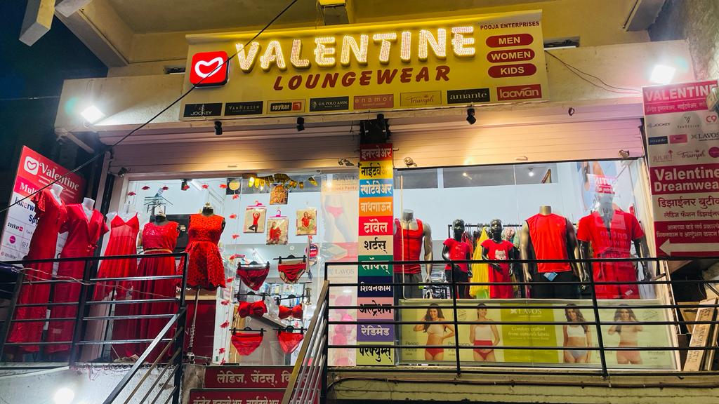 Banner Valentine Pune