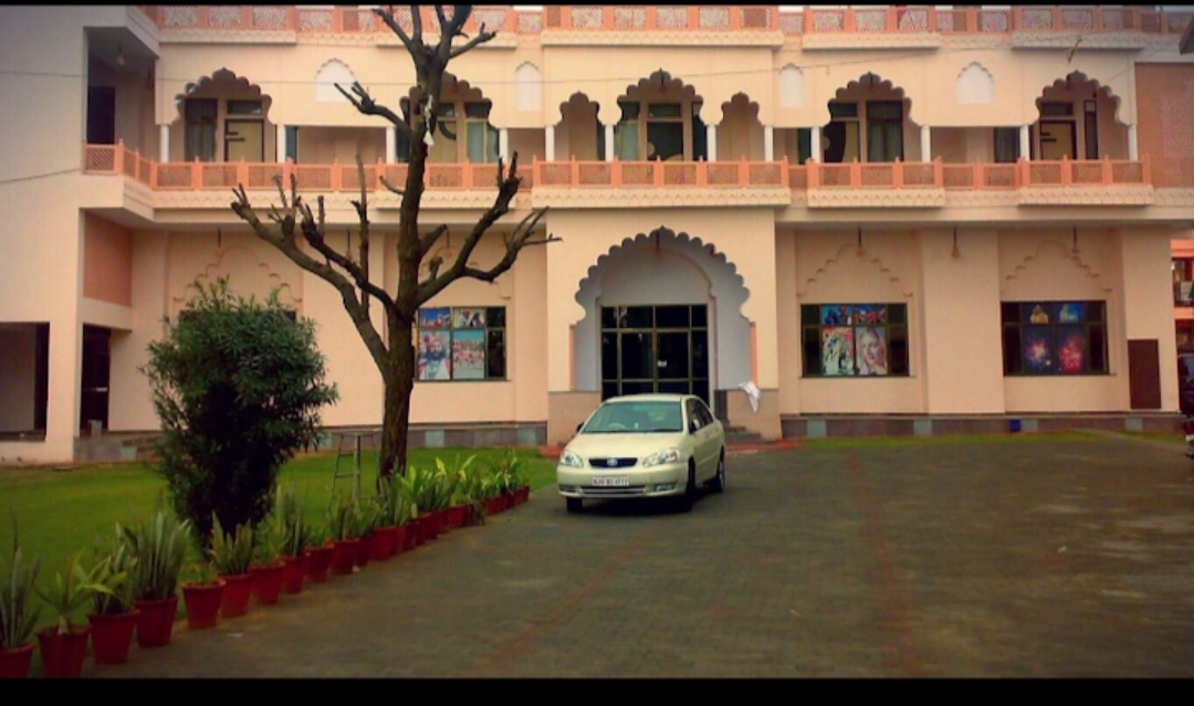 Banner HOTEL AMRAPALI