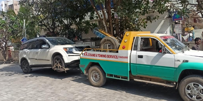 Banner Om Sai Towing Service Pune