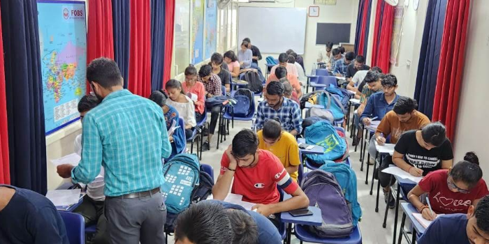 Banner FOBS | Banking ,ssc ,cuet, Dsssb And Railway Coaching In Uttam Nagar