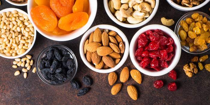 Yash Traders | Dryfruits Spices And Herbs Wholesaler