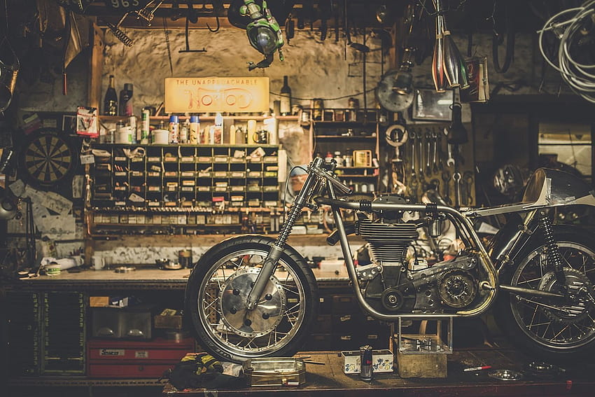 Two Wheeler Garage