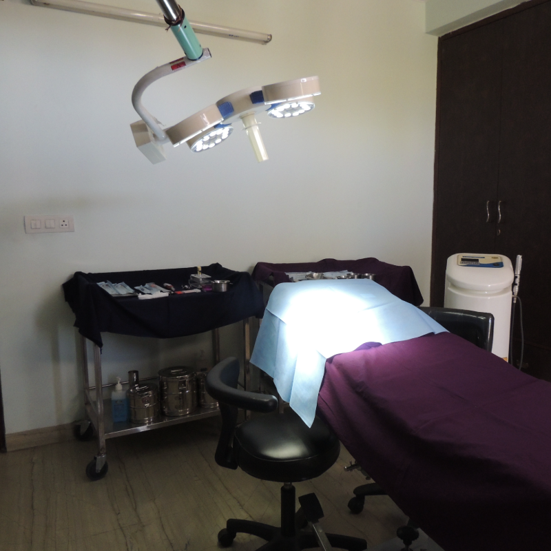 Smile Carve Dental Clinic & Facial Aesthetic Center gallery image