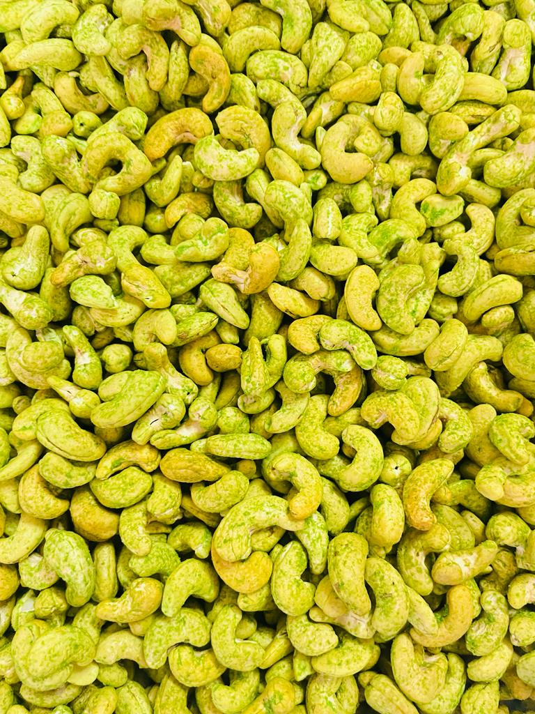 Green Chilli cashew-https://i-media.vyaparify.com/vcards/products/10090/WhatsApp-Image-2023-10-12-at-17.53.17.jpeg Image