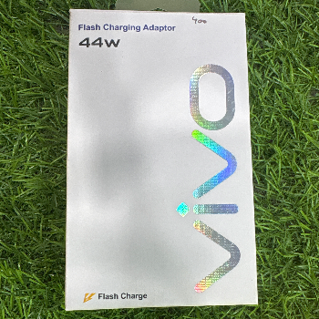 Vivo 44W Flash charging Adaptor-https://i-media.vyaparify.com/vcards/products/101746/product_1734334492.png Image