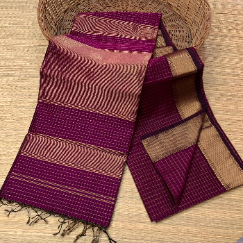 Roshni Handloom Silk Saree With Copper Check Design Roshni Handloom Moulana Aazad Marg Mominpura Near Jama Masjid M.P Maheshwar