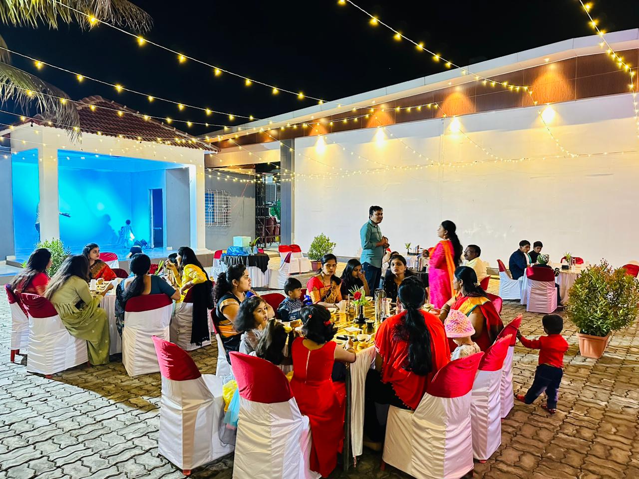 Onsite Catering Services-https://i-media.vyaparify.com/vcards/products/10607/1396101e-dc85-4570-9f27-31202935b532.jpeg Image