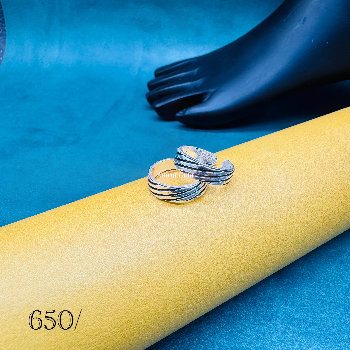  Fancy jodvi AMRUT GOLD Bazar Peth Rd, Near Maszid, Teli Ali, Amrut Gold, Khalde Aali, Talegaon Dabhade, Maharashtra 410506, India