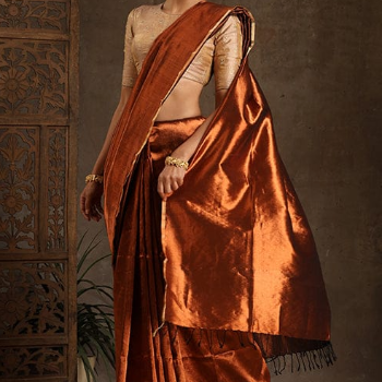 For pedal saree Heena Ansari Handloom Mominpura Jama Masjid Chok