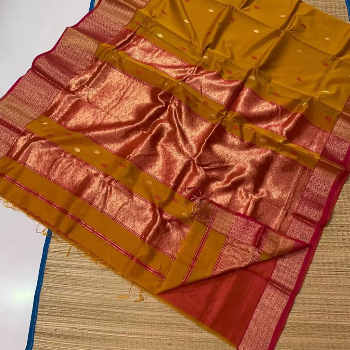 10 kamal saree Heena Ansari Handloom Mominpura Jama Masjid Chok