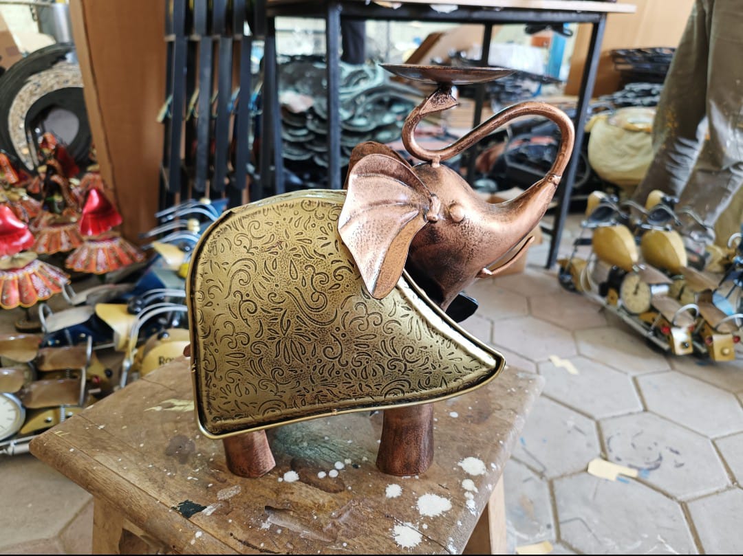 Showpiece | JS Furnish | Shop No 342, Kanadia Main Rd, Opposite Bharat Petrol Pump, Alok Nagar, Indore, Madhya Pradesh 452016
Link To Share