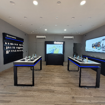 SAMSUNG MOBILE ACCESSORIES-https://i-media.vyaparify.com/vcards/products/120020/product_1737529033.png Image