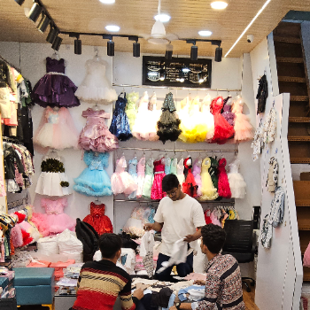 Shop Junior Junction Chakla,Masjid Bandar,Mumbai-400004