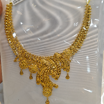 Gold necklace-https://i-media.vyaparify.com/vcards/products/133724/product_1738925359_67a5e52f9a916.png Image